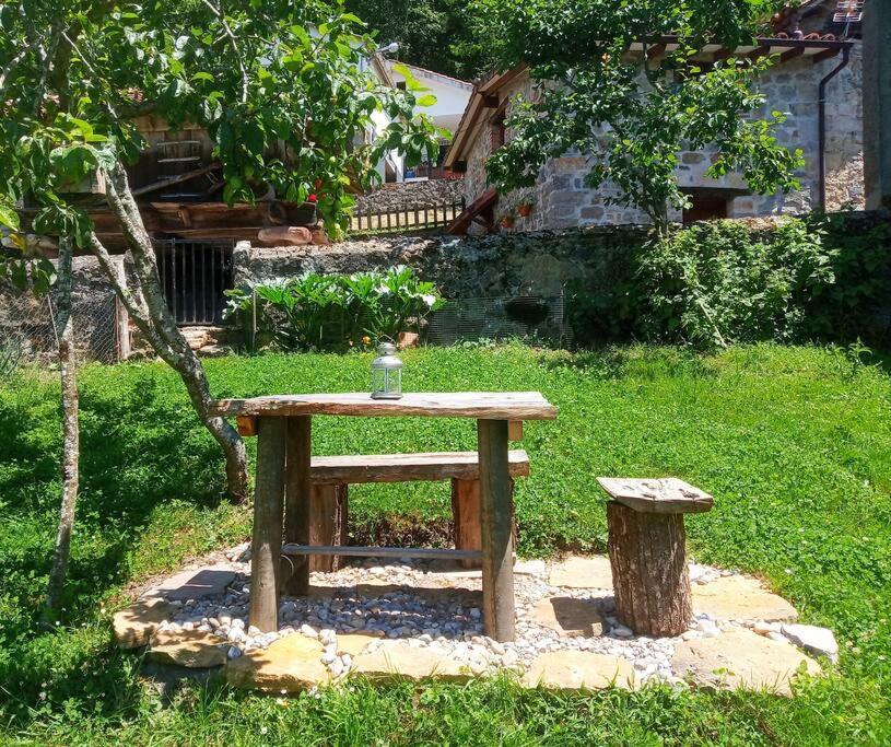 Casa Rural El Cotu En Cangas De Onis Villa Exterior photo