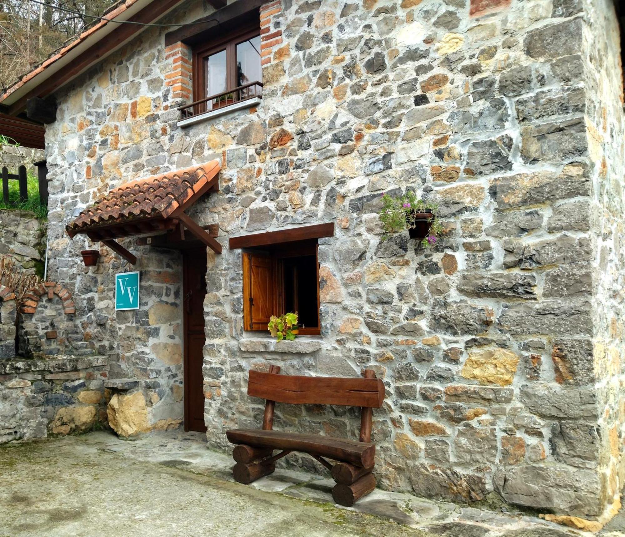 Casa Rural El Cotu En Cangas De Onis Villa Exterior photo